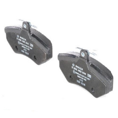 Тормозные колодки Bosch дисковые передние AUDI Cabriolet/A4/SEAT Toledo/Ibiza/Cordoba 0986460944 Івано-Франківськ