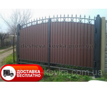 Кованые распашные ворота из профнастила