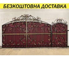 Кованые ворота из калиткой и профнастилом