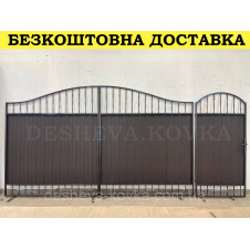 Кованые ворота с ковкой и зеленым профнастилом