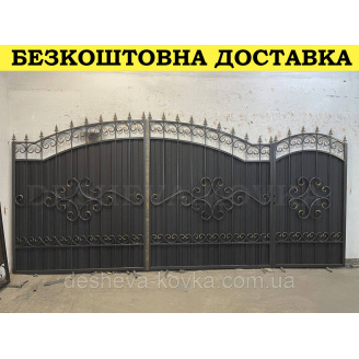 Ворота из профнастила и коваными элементами