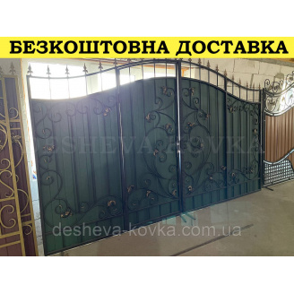 Ворота с зеленым матовым профнастилом и ковкой в ​​НАЛИЧИИ