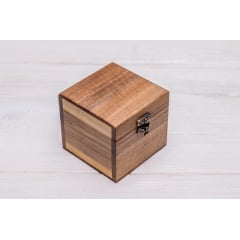 Підставка тримач для наручного годинника ecoWalnut 8.4х9х9 см Львів
