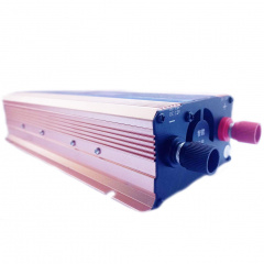 Инвертор напряжения Carmaer Power Inverter 026 c 12V на 220V 1600W модифицированная синусоида Gold (11068-hbr) Хмільник