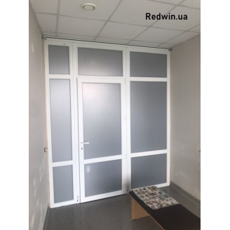 Офісна перегородка з алюмінію марки Фрамекс (Україна) з фарбуванням, плівкою або жалюзі.