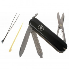 Складной нож Victorinox Classic SD 58 мм 7 функций Черный в блистере (0.6223.3B1) Доманівка