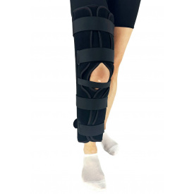 Бандаж на коліний суглоб MED1 TJ-508(2) XL Black