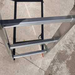 Драбина алюмінієва трисекційна 8 м на 12 сходинок Стандарт Молочанськ