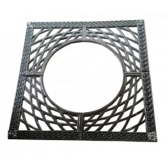 Пристовбурна решітка для дерев Королевська 1285х1285 мм чавунна квадратна Володимир-Волинський