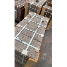 Плитка тротуарная бежевый гранит Межиричка 200*200*30