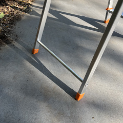 Стремянка алюминиевая 2 м на 5 ступеней для стройки Стандарт Орехов