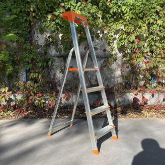 Драбина на 4 ступені алюмінієва 1 м Стандарт