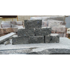 Гранітний бордюр пилено-комірий (Габрос)