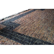 Гранітна Брусчатка червона колота