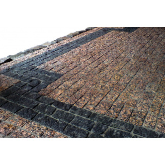 Гранітна Брусчатка червона колота