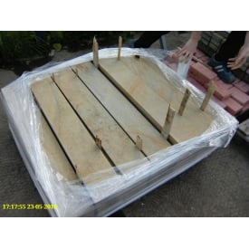 Бордюр із піщаника