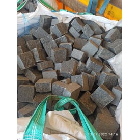 Гранітна брусковина колота поліпшена (Габро)