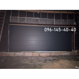 Гаражні секційні утеплені ворота