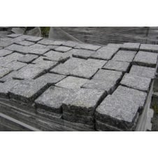 Гранітна бруківка пилений верх ("Французька") Лабрадорит 10*10*5 см