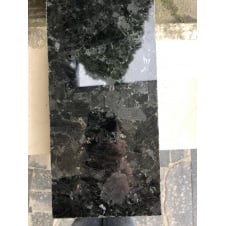 Гранітна плитка Лабрадорит полірована чорна