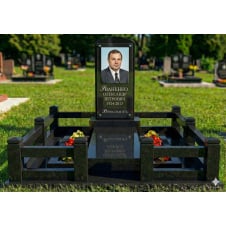 Комплекс пам'ятник граніт чорний одинарний