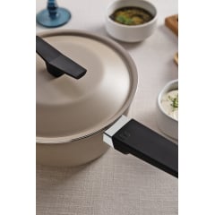 Ківш Tramontina Spezia Sand 2.4 л 20 см Чорно-золотистий (7096833) Київ